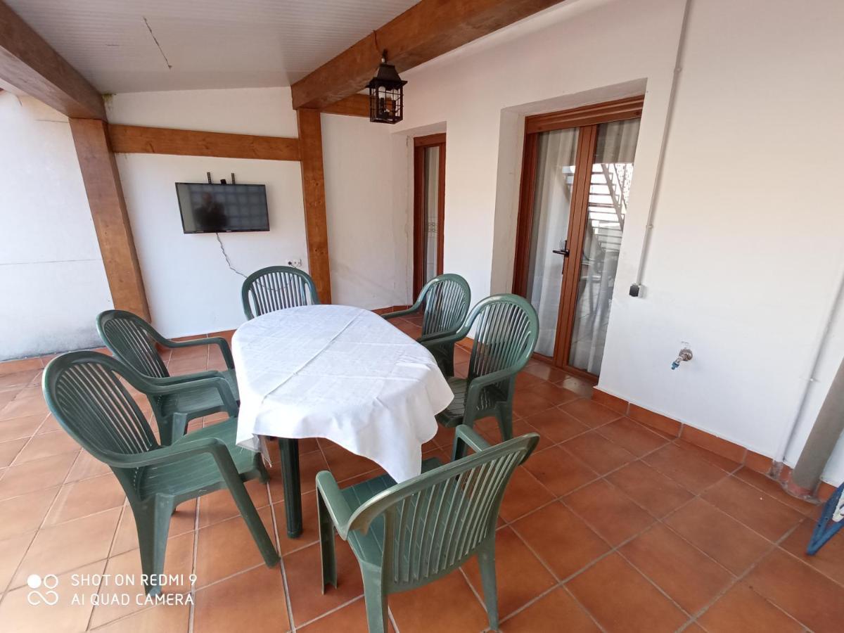 Apartamentos La Casona De Ezcaray Con Terrazas Y Patios Individuales ภายนอก รูปภาพ