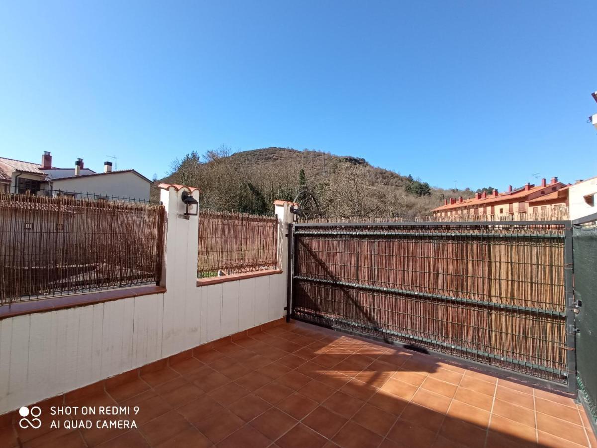 Apartamentos La Casona De Ezcaray Con Terrazas Y Patios Individuales ภายนอก รูปภาพ