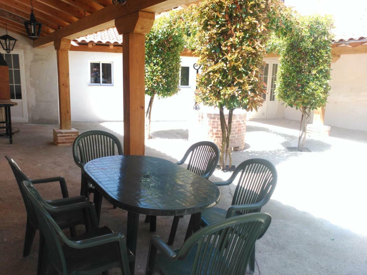Apartamentos La Casona De Ezcaray Con Terrazas Y Patios Individuales ภายนอก รูปภาพ