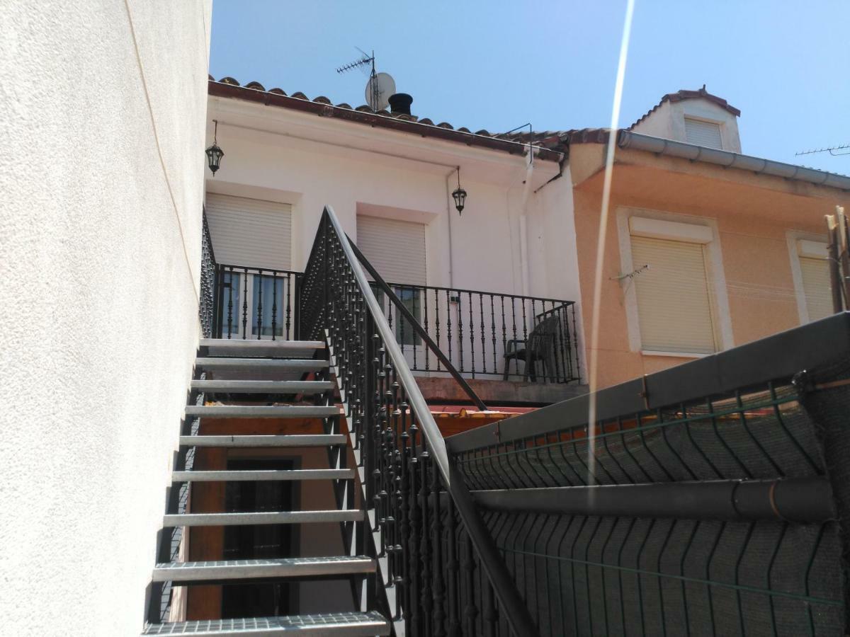 Apartamentos La Casona De Ezcaray Con Terrazas Y Patios Individuales ภายนอก รูปภาพ
